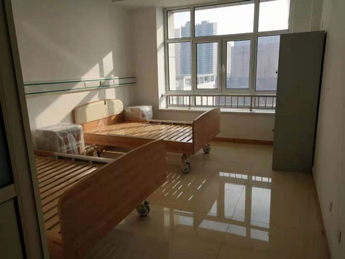 上海家用老人護理床安裝好的效果圖